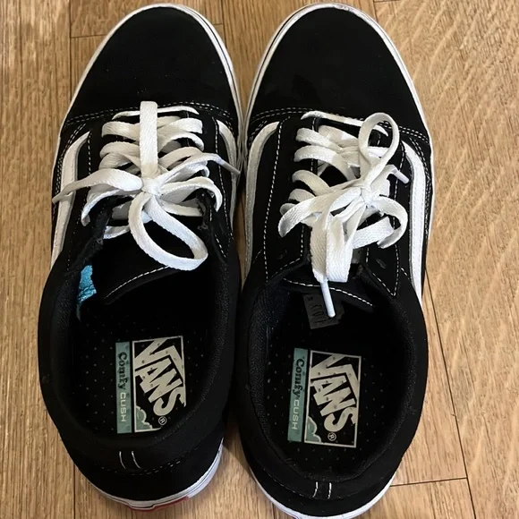 Vans , 9.5 , black and white , comfy Cush, no box - Picture 3 of 5